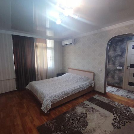 Комфортная Квартира Для 2Х Персон Bishkek Exterior foto