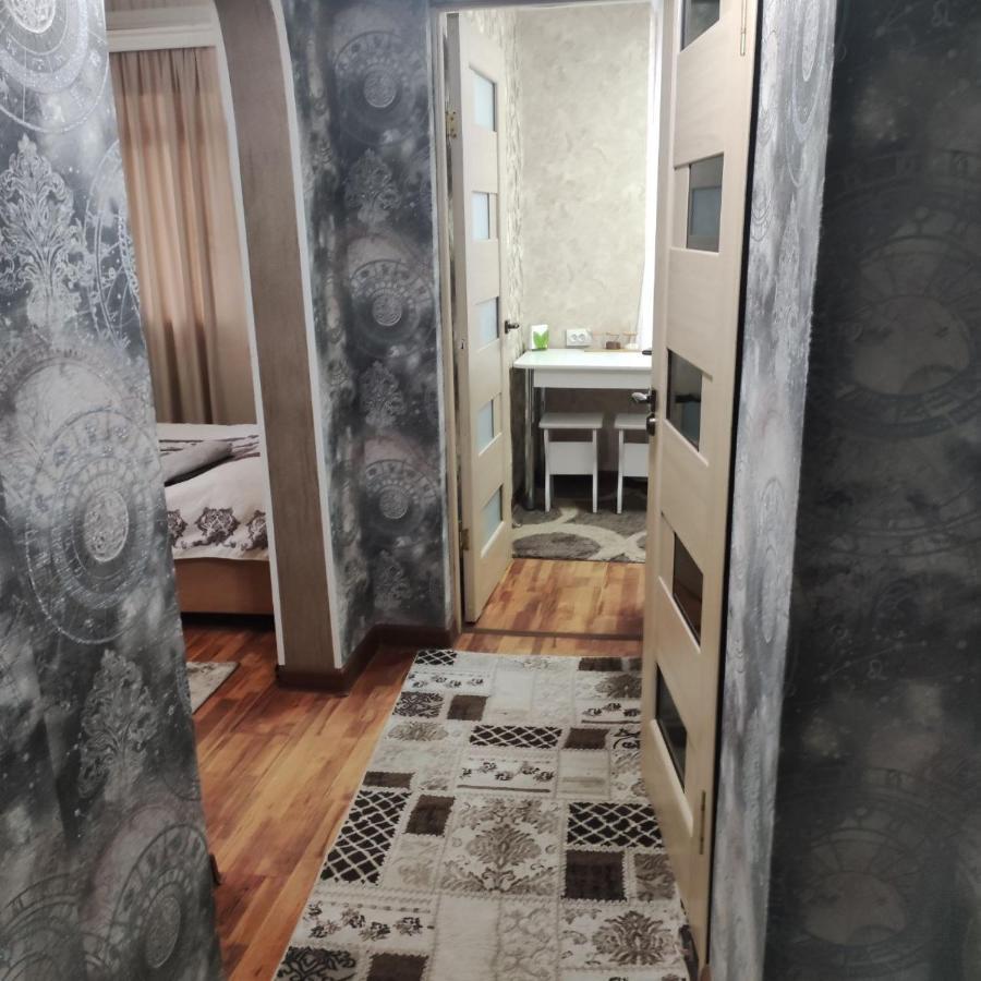 Комфортная Квартира Для 2Х Персон Bishkek Exterior foto